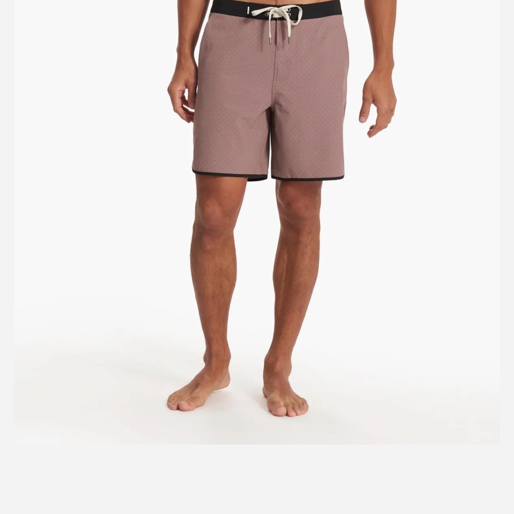 NWT Vuori Boardshort